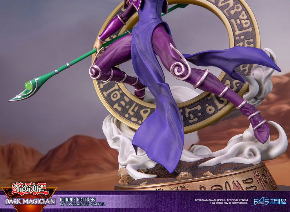Dark Magician Purple Version, Yu-Gi-Oh!, First 4 Figures, ca. 29 cm